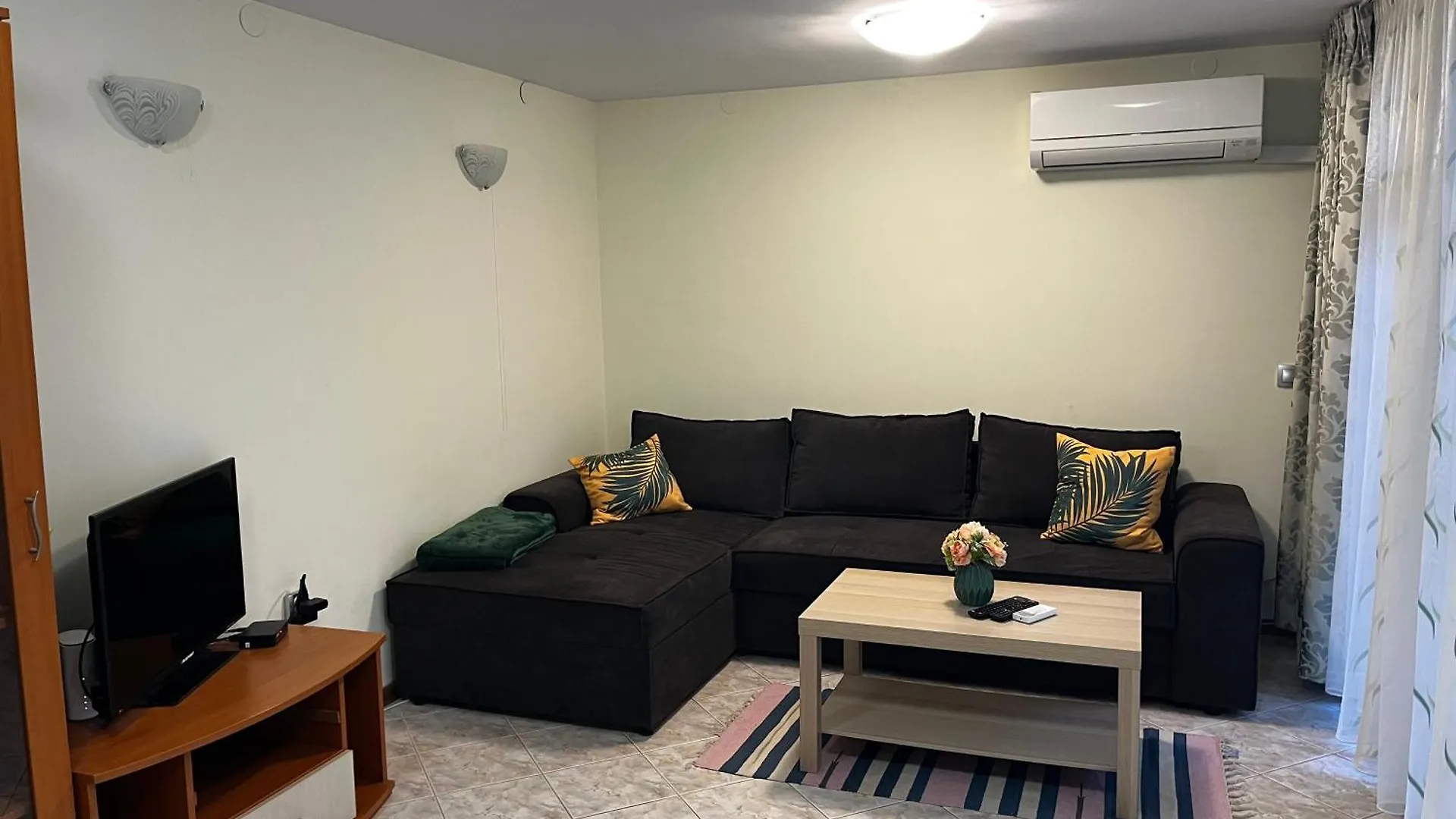 Green Central Apartment Varna